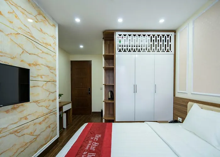 Blue Star Khách sạn